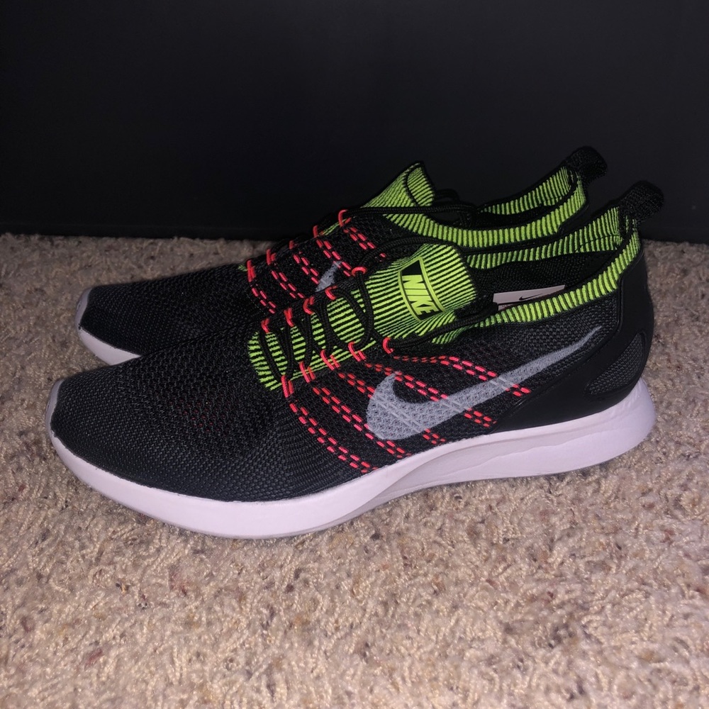 Nike Flynit Racer Size 11